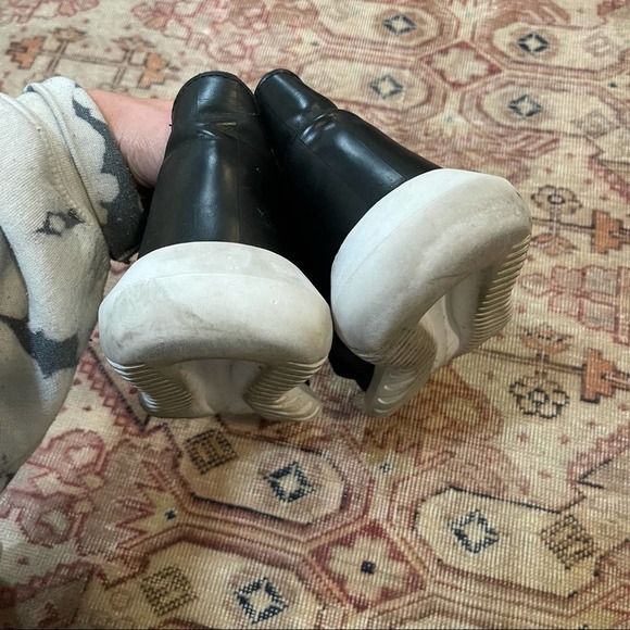 Adidas Tubular Defiant Sneaker - Picture 3 of 5